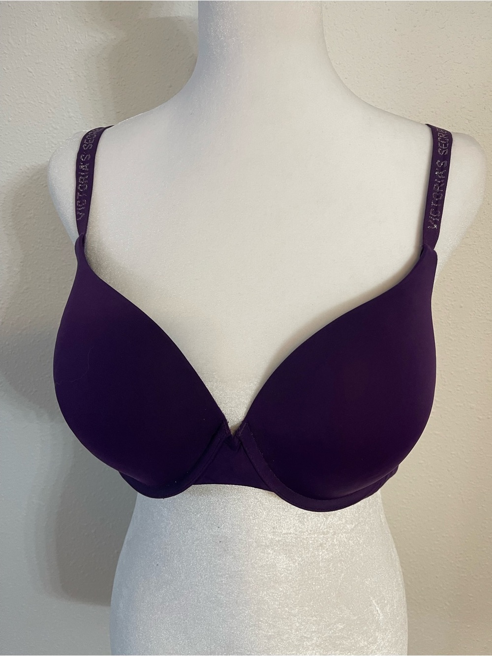 Victoria’s Secret T Shirt Push up Full Coverage